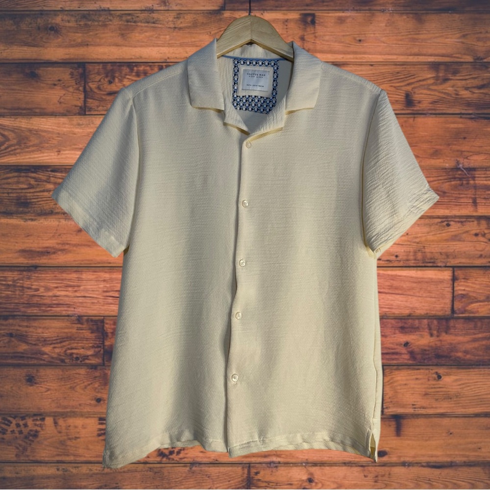 5 for $25🔥Cactus Man Cream Ivory Button Front Collared Shirt Medium